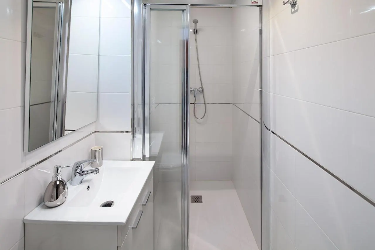 شقة Wanderlust Malaga Apartamentos 3